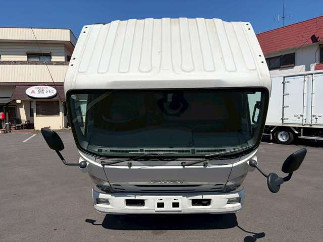 ☆外装洗車・内装クリーニング済み!!☆日本全国納車いたします。☆ドラレコ・バックカメラ・ETC取付も別途料金にて対応しております。☆足回り分解整備・タイヤ交換なども別途料金にて対応可能!!