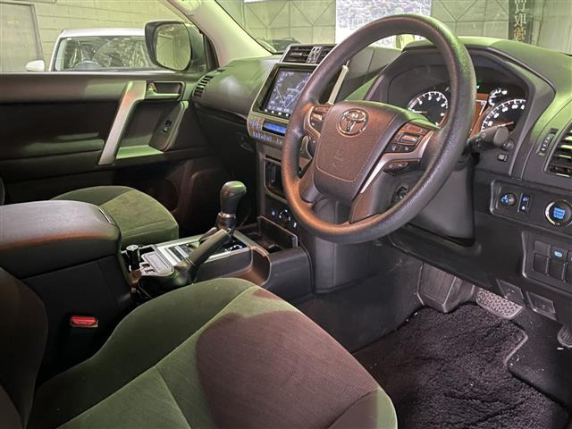 ランドクルーザープラド2.7 TX 4WD