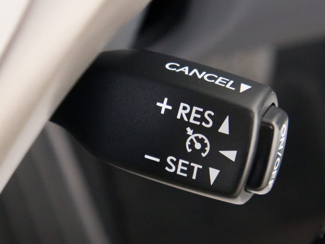 �y�I�[�g�N���[�Y�R���g���[���z���ځB�A�N�Z������Ȃ��ł��Ԃ������ŃX�s�[�h��ۂ��Ă����@�\�ł��������̍����͊y�X�ł�