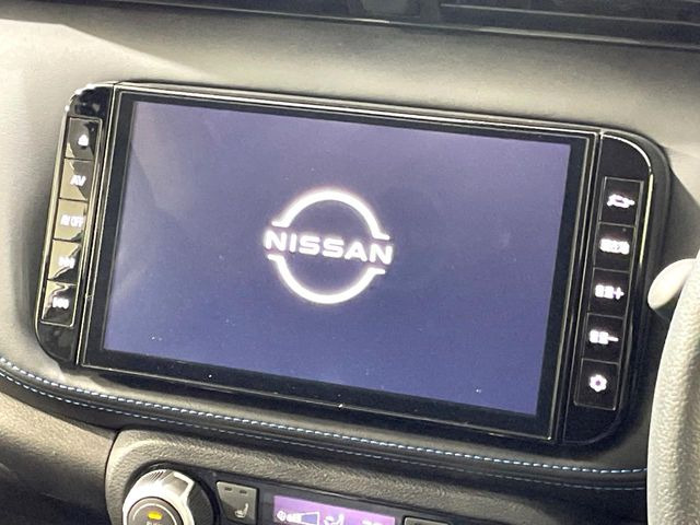 �y����9�^�i�r�z�l�C�̏����i�r�𑕔��B�I�[�f�B�I�@�\���[�����Ă���ABluetooth�ڑ�����΂������̃X�}�z��MP3�v���C���[�̉��y���Đ��\!�����̉^�]������Ɋy�����Ȃ�܂�!!