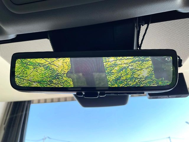 �y�f�W�^���C���i�[�~���[�z��Ȃ̑傫�ȉו��⓯��҂Ō�����m�F���Â炢���ł����S!�J�������B�e�����ԗ�����̉f�������[���~���[���ɕ\���B�N���A�Ȏ��E�ŏ󋵂̊m�F���\�ł�!