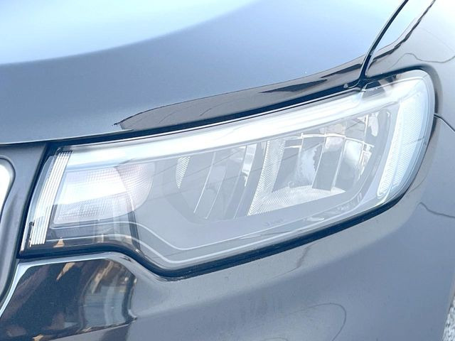 ��LED�w�b�h���C�g:��ԑ��s�����ǍD�Ȏ��E���m�ۂ����S���ĉ^�]�ł��鍂�P�xLED�w�b�h���C�g�𑕔�!�_�����x�������A����d�͂��}�����Ă��܂��B