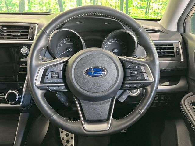 �y�����v�����X�e�A�����O�z�㎿�Ȋv���g�p���邱�ƂŁA��ɂ����������݂ƂĂ��^�]���₷���n���h���ł���