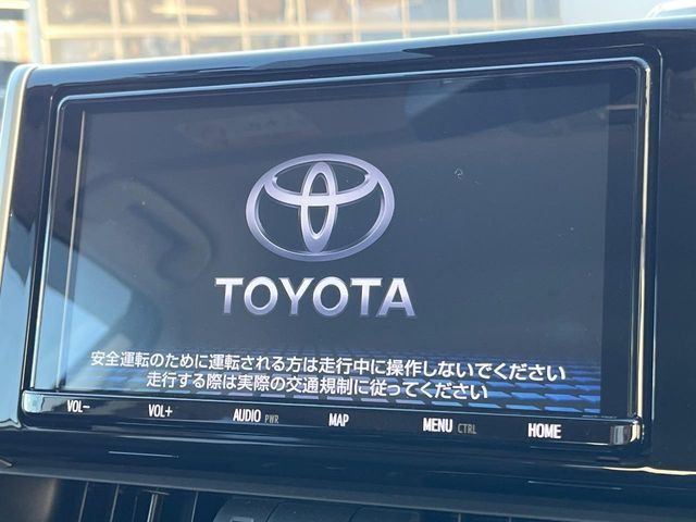 �y����9�^�i�r�z�l�C�̏����i�r�𑕔��B�I�[�f�B�I�@�\���[�����Ă���ABluetooth�ڑ�����΂������̃X�}�z��MP3�v���C���[�̉��y���Đ��\!�����̉^�]������Ɋy�����Ȃ�܂�!!