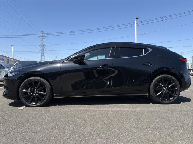 MAZDA3ファストバック1.5 15S ブラック セレクション