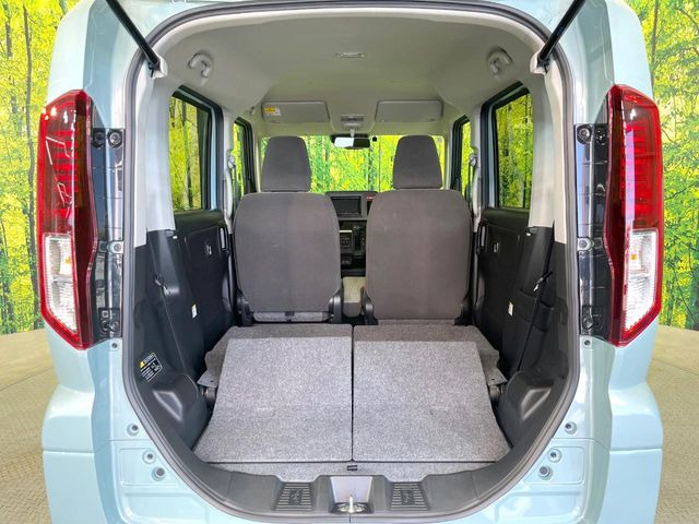 普段のお買い物や通勤、送迎等に十分な荷室スペースを確保しております。セカンドシートを倒すと、大きな荷物の積載も可能です♪