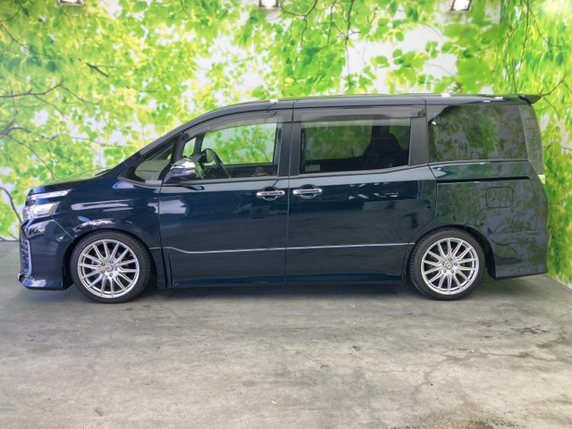 ヴォクシー2.0 ZS 煌