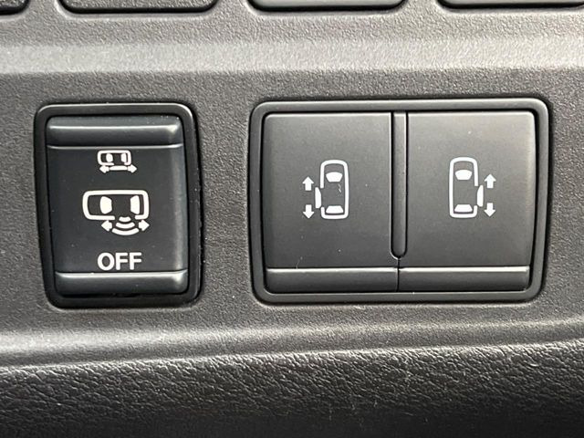 セレナ2.0 ハイウェイスター Vセレクション