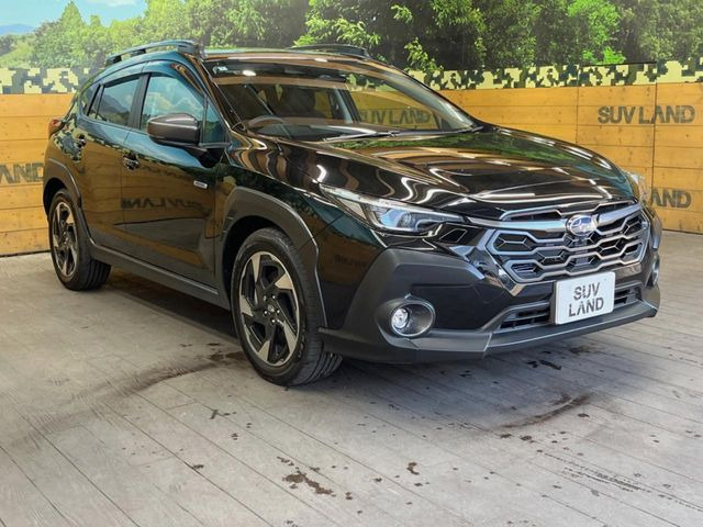 高透明度のガラス皮膜で撥水はもちろん、上質なツヤ・光沢を実現。紫外線や酸性雨から大切な愛車を保護し、色あせ・劣化を防止。「弾スプラッシュコート」、「弾プリミッサコート」からお選びいただけます。