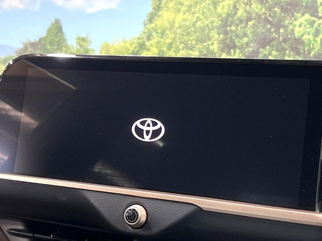 クラウンクロスオーバー2.5 G アドバンスト レザー パッケージ E-Four 4WD