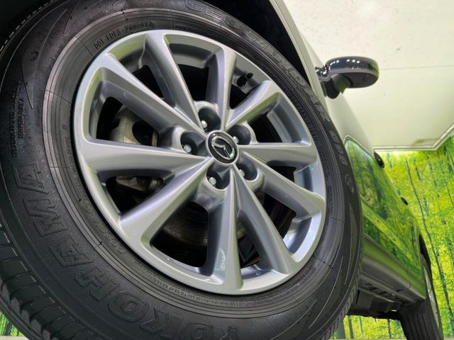 �y����17�C���`�A���~�z�C�[���z�O�ςɃ}�b�`���������A���~�z�C�[���𑕒����Ă���܂��B�e��ЊO�A���~�z�C�[����A�X�^�b�h���X�^�C�����戵�����Ă���܂��B���񂲑��k����������