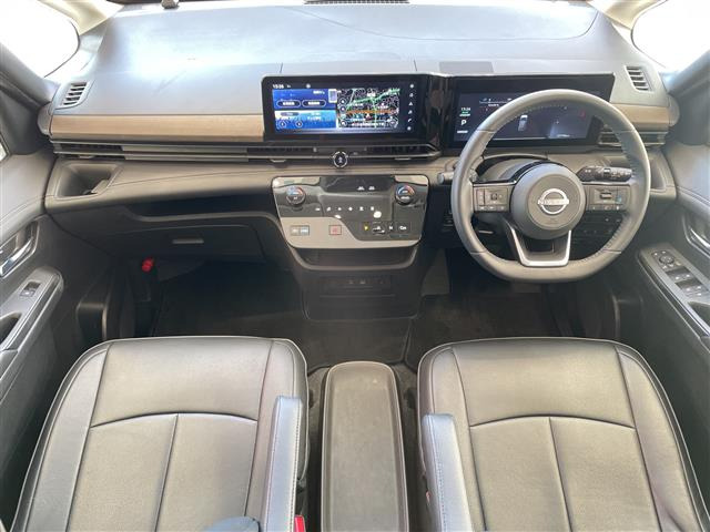 セレナ1.4 e-POWER ハイウェイスターV