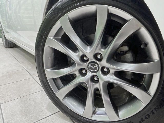 �y����19�C���`�A���~�z�C�[���z�O�ςɃ}�b�`���������A���~�z�C�[���𑕒����Ă���܂��B�e��ЊO�A���~�z�C�[����A�X�^�b�h���X�^�C�����戵�����Ă���܂��B���񂲑��k����������