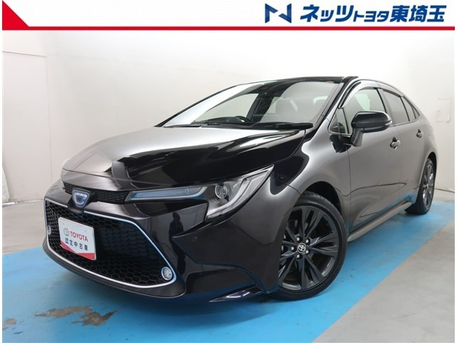 カローラ1.8 ハイブリッド W×B