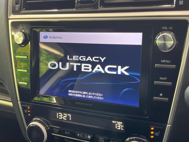 �y�����i�r�z�l�C�̏����i�r�𑕔����Ă���܂��B�i�r�̎g���₷���͂������A�I�[�f�B�I�@�\���[��!�L�����v�◷�s�͂������A�ʋ΂┃�����ȂǕ��i�̃h���C�u���y�����Ȃ�͂���