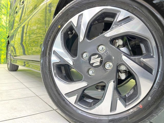 �y����15�C���`�A���~�z�C�[���z�O�ςɃ}�b�`���������A���~�z�C�[���𑕒����Ă���܂��B�e��ЊO�A���~�z�C�[����A�X�^�b�h���X�^�C�����戵�����Ă���܂��B���񂲑��k����������