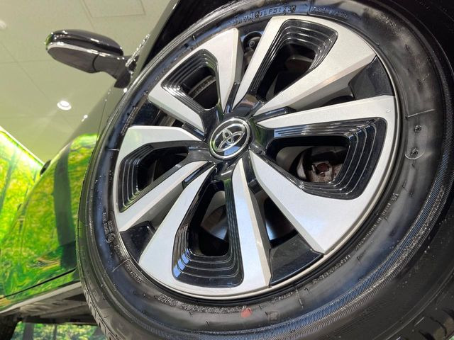 �y����15�C���`�A���~�z�C�[���z�O�ςɃ}�b�`���������A���~�z�C�[���𑕒����Ă���܂��B�e��ЊO�A���~�z�C�[����A�X�^�b�h���X�^�C�����戵�����Ă���܂��B���񂲑��k����������