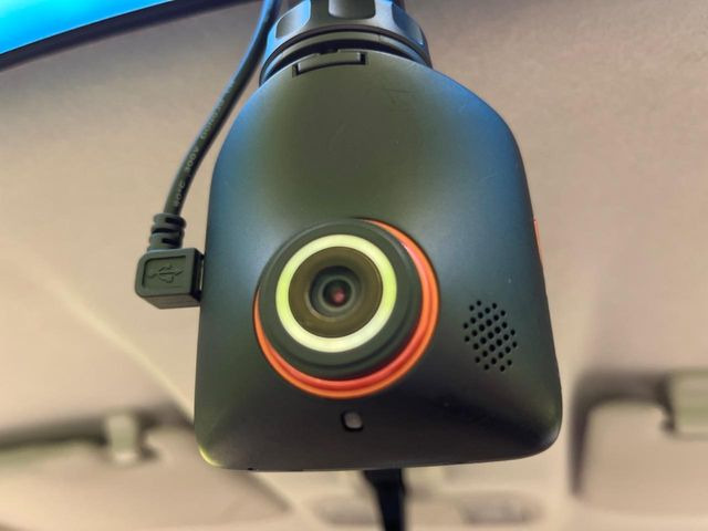 �y�h���C�u���R�[�_�[�z�h���C�u���R�[�_�[����!���s���͂������A������^�]�⎖�̂ɑ��������ہA�f���ŋL�^���A����̃��X�N�ɔ����܂��B���L�^�pSD�J�[�h�͂��q�l�����g�ł��������������K�v������܂��B