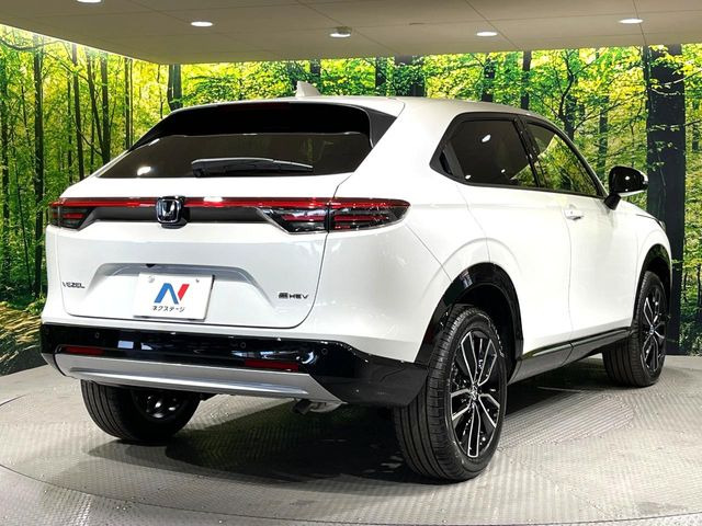 ☆全国のネクステージからお取り寄せが可能※!遠方の店舗に展示してあるクルマが気になる場合も、最寄りの店舗でご覧いただくことが可能です!是非私たちに要望をお聞かせください!※別途費用