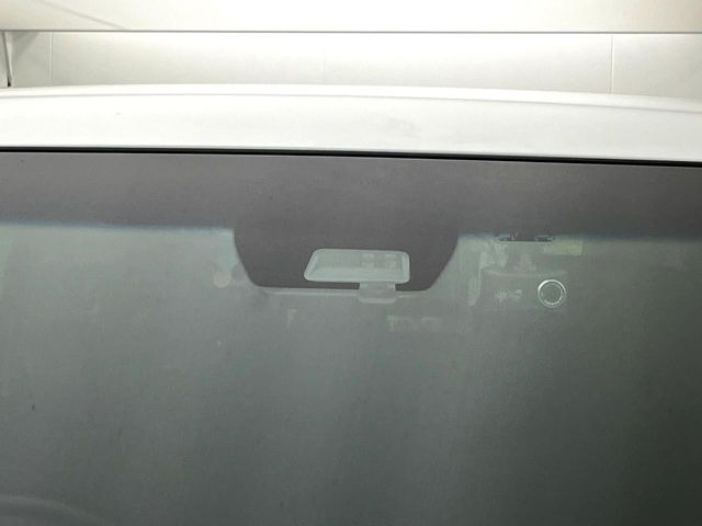 �y�O�He-Assist�z���s���ɑO���̎ԗ�����F�����A�Փ˂������Ȏ��͌x��ƃu���[�L�ŏՓˉ���Ɣ�Q�y�����A�V�X�g�B�����S�Ƀh���C�u�����y���݂��������܂��B