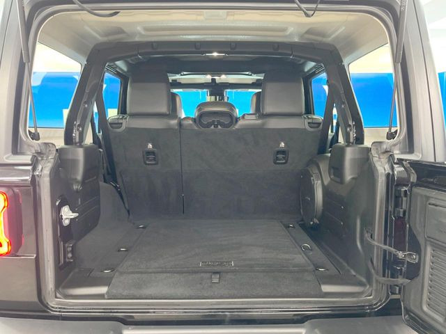 ���g�����N���[��:����L������e�X�y�[�X!���ꂾ���̍L��������΂��������⃌�W���[�Ȃǂɂ��œK�ł�!�g�p�������Ȃ����ꂢ�ȏ�Ԃ��ێ����Ă���܂��B