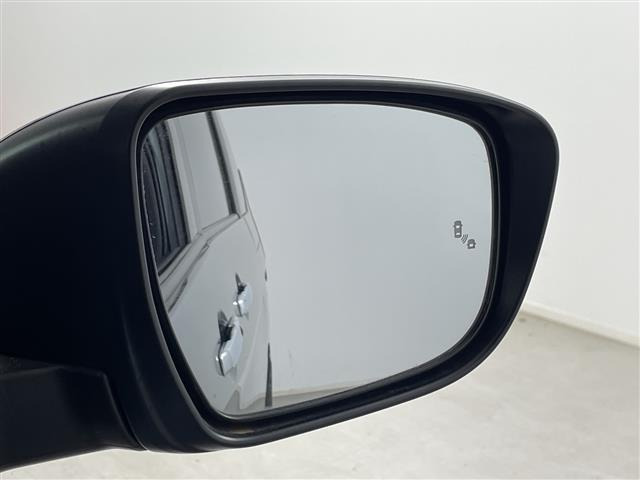 セレナ1.2 e-POWER ハイウェイスターV