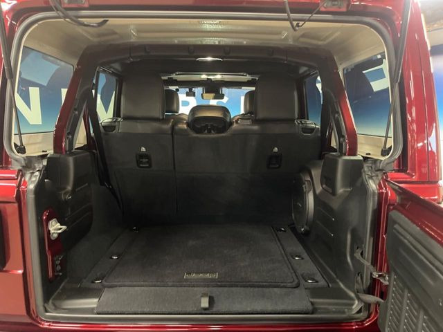 ●トランクルーム:趣味が広がる収容スペース!これだけの広さがあればお買い物やレジャーなどにも最適です!使用感も少なくきれいな状態を維持しております。