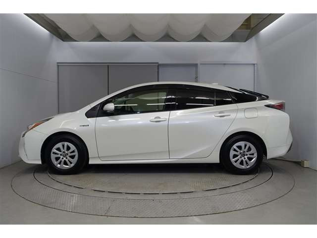 プリウス1.8 S セーフティ プラス