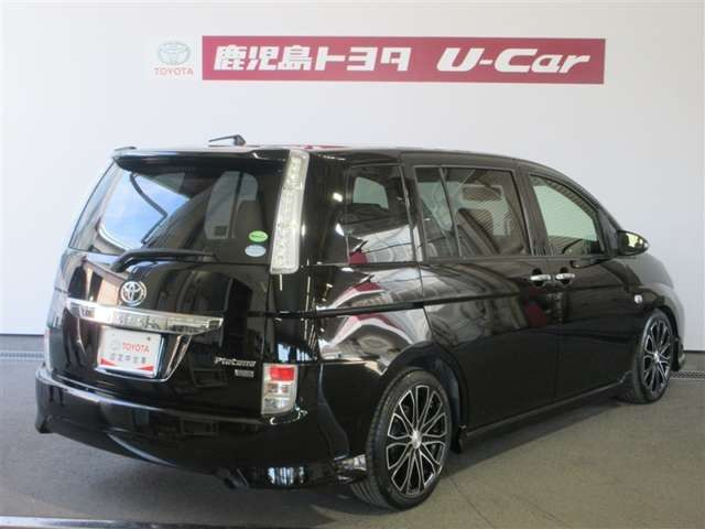 アイシス2.0 L ウェルキャブ 助手席リフトアップシート車 Aタイプ