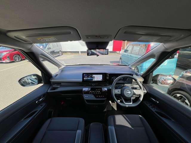 セレナ1.4 e-POWER ハイウェイスターV