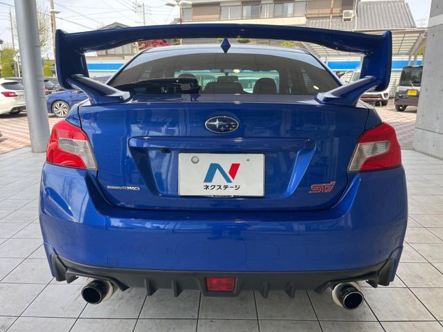 安心の最長10年・走行無制限保証(有償)をご用意。保証内容も充実はもちろん、無料点検&オイル交換や、年中無休の全国・24時間ロードサービスも付帯されておりますのでご安心下さい。