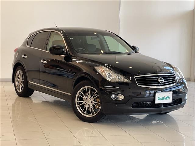 スカイラインクロスオーバー3.7 370GT FOUR タイプP 4WD