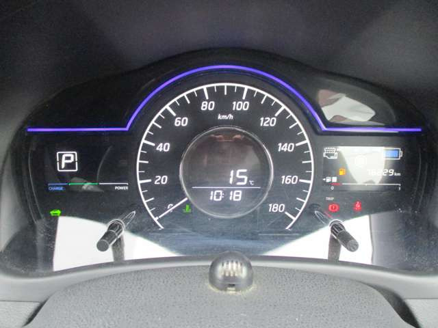 ノート1.2 e-POWER メダリスト FOUR ブラックアロー 4WD