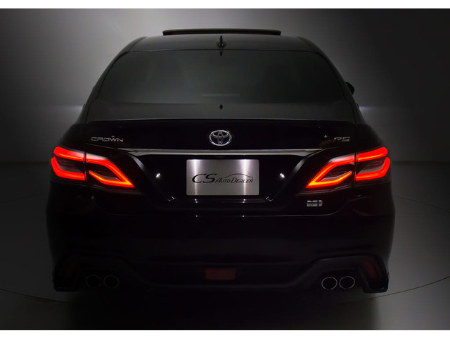 ★テールスモークやLED加工、マフラー、ルーフスポイラー、エアロパーツなど取り付け承ります!