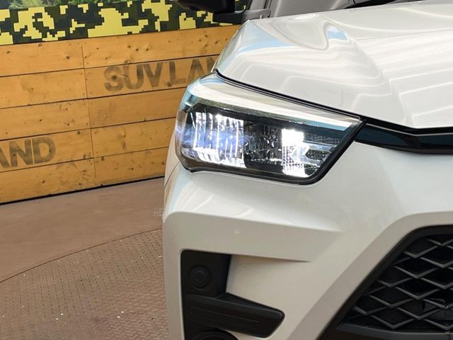 �yLED�w�b�h���C�g�z���V����ԑ��s�����ǍD�Ȏ��E���m�ۂ����S���ĉ^�]�ł��鍂�P�xLED�w�b�h���C�g�𑕔�!�_�����x�������A����d�͂��}�����Ă��܂��B