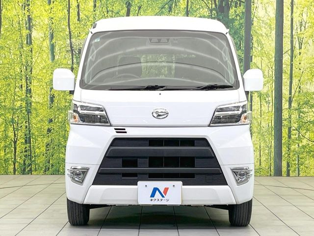 ���Ђł́A�S�ԁw�C�����Ȃ��x�̂��Ԃ̂ݎ�舵���Ă���܂��B��C�o�C���[�ɂ�錵�I�����d����̌�A���Ɍ�̎ԗ��`�F�b�N���s���A�l�N�X�e�[�W���F�肵�����i���Ȓ��ÎԂ����񋟂��Ă���܂��B