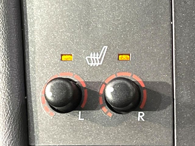 �y�V�[�g�q�[�^�[�z�������ɏd�󂷂�V�[�g�q�[�^�[!�G�A�R����葁�����܂��Ă����̂Ŋ�����̐l�����S�ł��ˁ�G�A�R���̉����͊������邩����A�Ƃ������ɂ����������߂ł��B