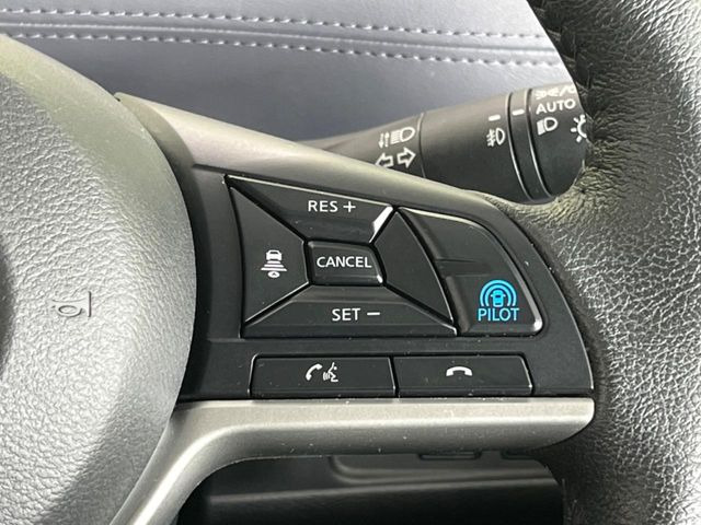 �y�v���p�C���b�g�z�������H�ł̒��������s���y��!!�a�؎��Ə��񑖍s�̃V�[���ŁA�A�N�Z���E�u���[�L�E�X�e�A�����O�������Ő��䂵�A�������^�]�̕��S���y�����Ă���܂���