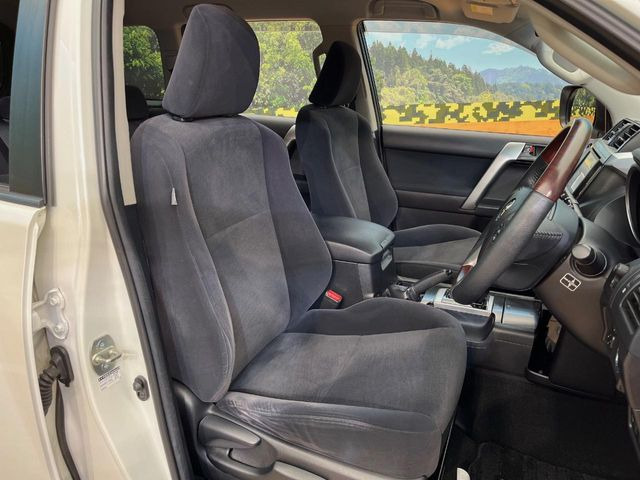 �^�]�ȃV�[�g���͎g�p�������Ȃ��A�ǍD�ȏ�ԂƂȂ��Ă��܂��B���J�Ɏg���Ă������Ƃ��悭�킩��܂��ˁB