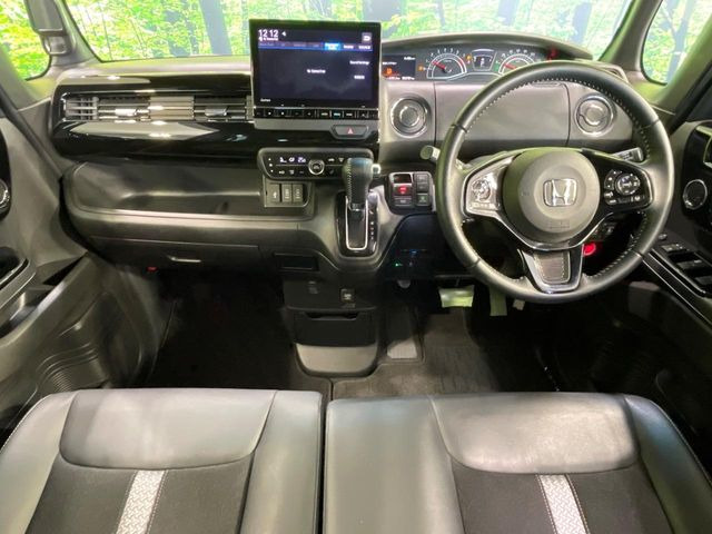 N-BOXカスタムL ターボ