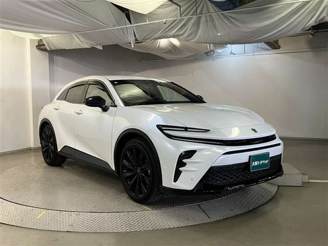 クラウンスポーツ2.5 Z E-Four 4WD