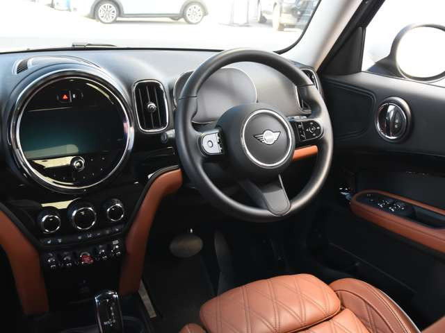 ミニクロスオーバークーパー D プレミアム プラスパッケージ