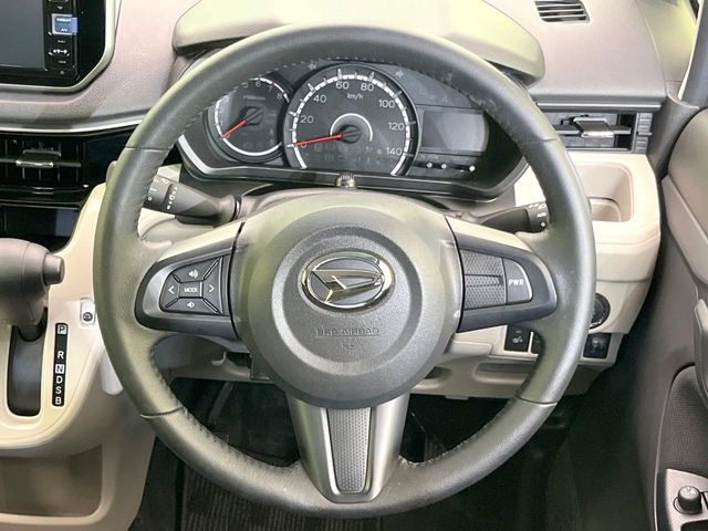 �y�����v�����X�e�A�����O�z�㎿�Ȋv���g�p���邱�ƂŁA��ɂ����������݂ƂĂ��^�]���₷���n���h���ł���