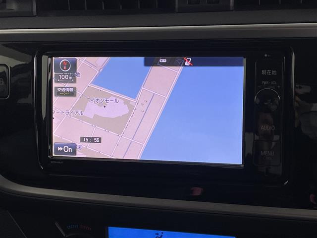 オーリス1.5 150X ブラッキッシュラウンジ