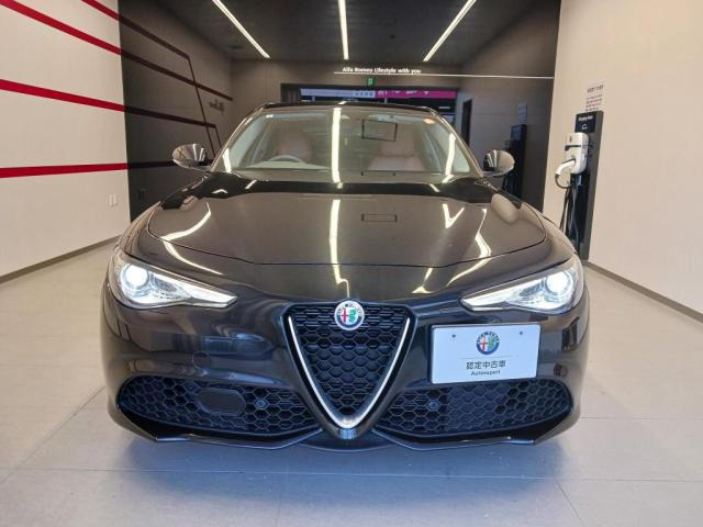 ジュリアヴェローチェ