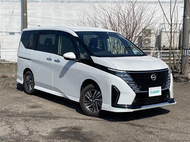 セレナ2.0 ハイウェイスターV 4WD