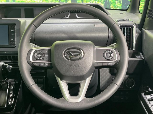 �y�����v�����X�e�A�����O�z�㎿�Ȋv���g�p���邱�ƂŁA��ɂ����������݂ƂĂ��^�]���₷���n���h���ł���