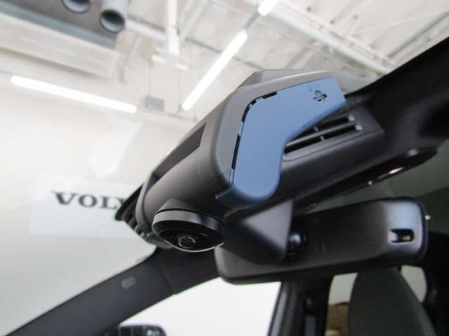 EX30クロスカントリーウルトラ ツインモーター パフォーマンス 4WD