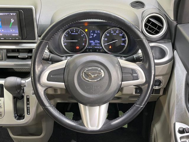 ステアリングも使用感が少なく、きれいな状態となっております♪