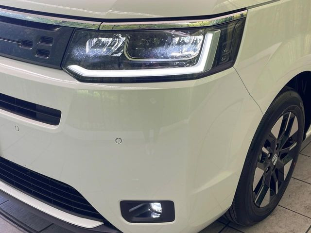 �yLED�w�b�h���C�g�z���V����ԑ��s�����ǍD�Ȏ��E���m�ۂ����S���ĉ^�]�ł��鍂�P�xLED�w�b�h���C�g�𑕔�!�_�����x�������A����d�͂��}�����Ă��܂��B